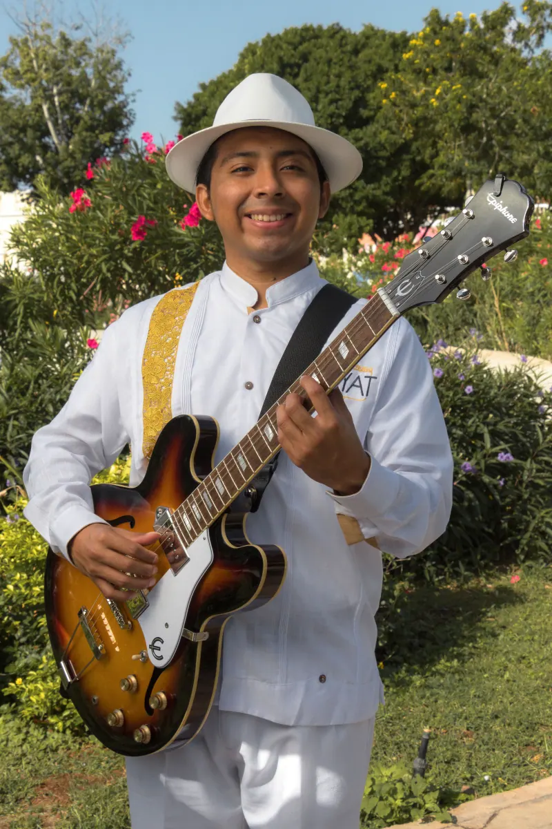 Jorge Herrera Flores